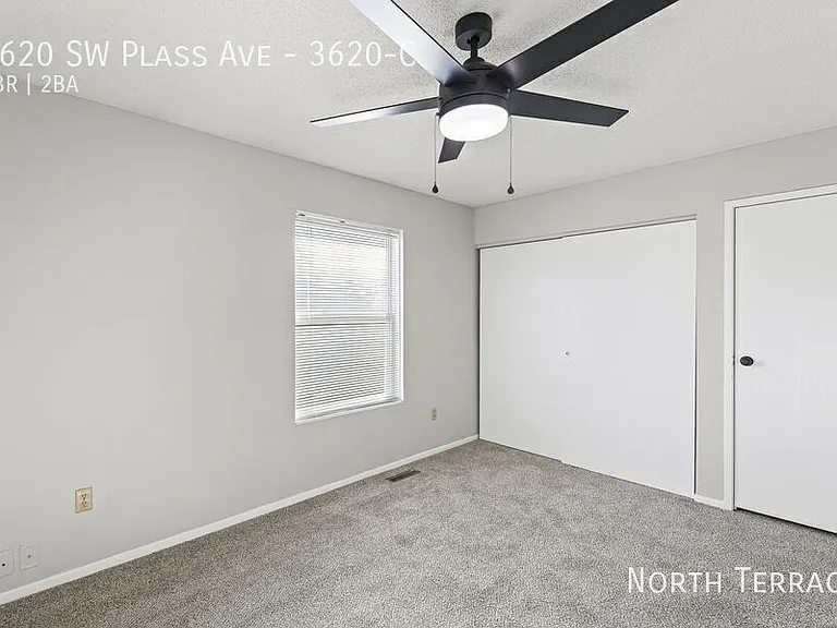Capstone Townhomes — Photo 39