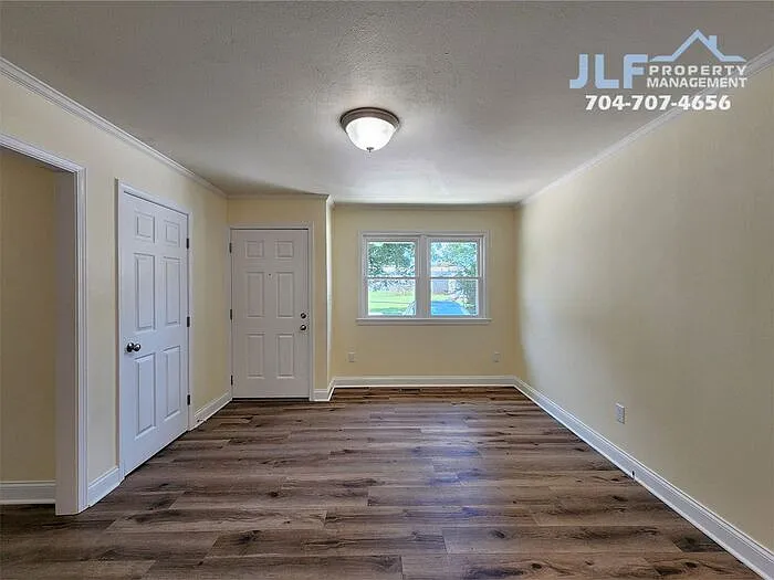 2 bed, 1.0 bath, 844 sqft, $1,150 — Photo 4