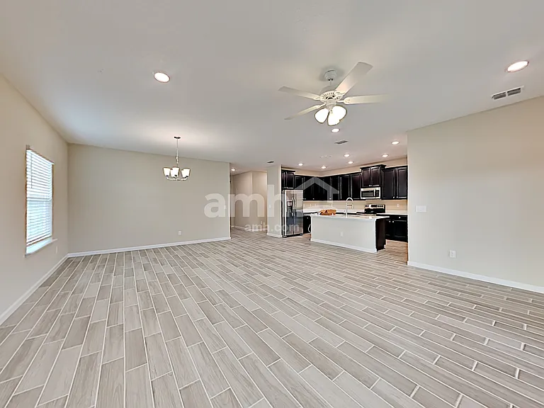 450 Stone Arbor Ln — Photo 3