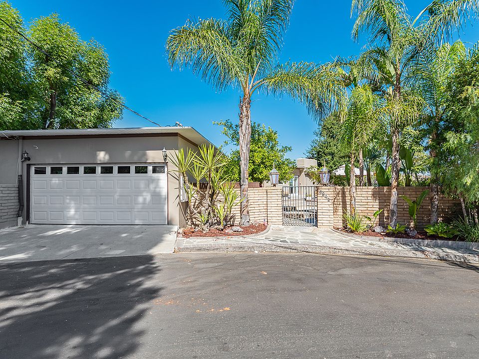 1st image of 4942 Escobedo Dr