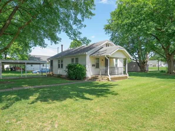 126 W 23rd St, Muncie, IN 47302