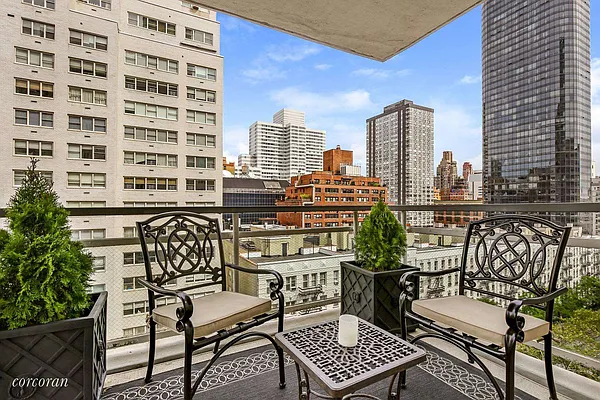 Sold by Corcoran | media 3
