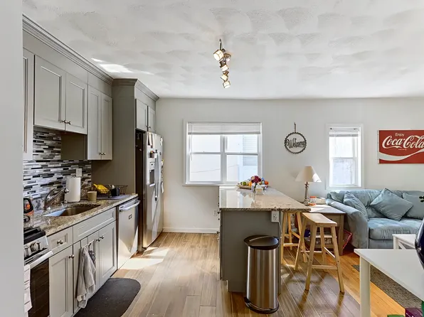 50-50A Derby St #1, Somerville, MA 02145