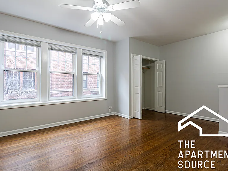 3718 N Sheffield Ave #3 — Photo 5