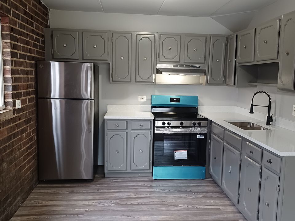 1st image of 3703 James St APT 2F