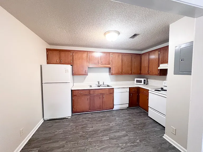 2862 Cobalt Dr #G — Photo 5