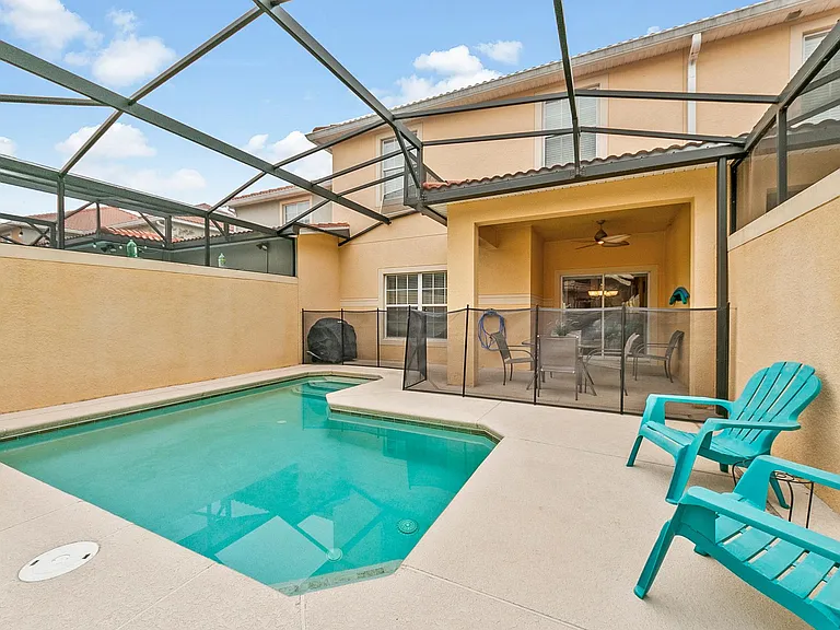 8937 Bismarck Palm Rd — Photo 1