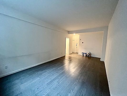 3rd image of 235 E 83rd St #1D