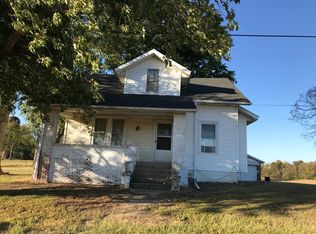 8220 Peterson Rd, Wadesville, IN 47638