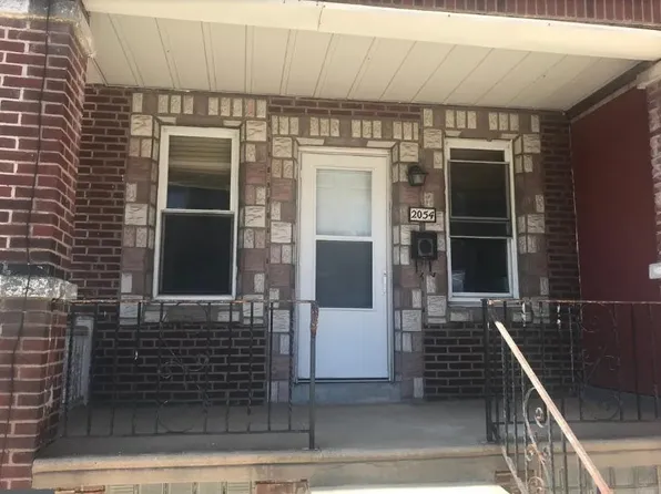2054 Anchor St, Philadelphia, PA 19124