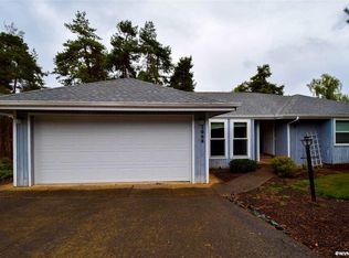 1696 Cinnamon Hill Dr SE, Salem, OR 97306