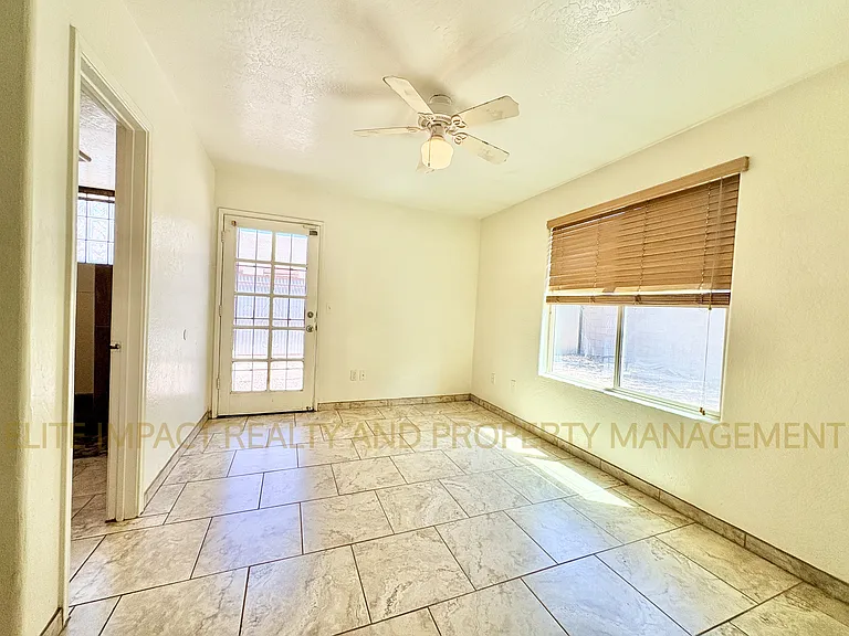 1628 N Venice Ave #1-4 — Photo 16