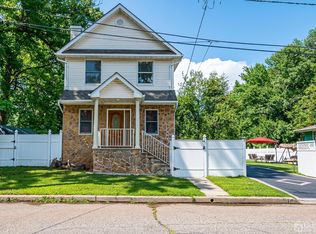 271 Dow Ave, Iselin, NJ 08830