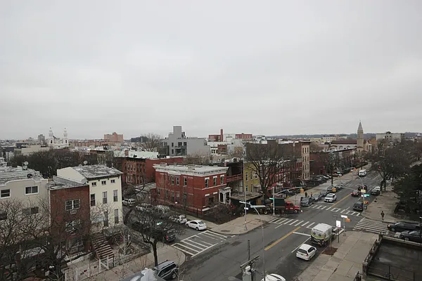 Rented by Nooklyn NYC LLC | media 31