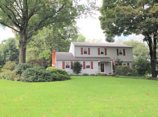 28 Hillside Ave, Chalfont, PA 18914