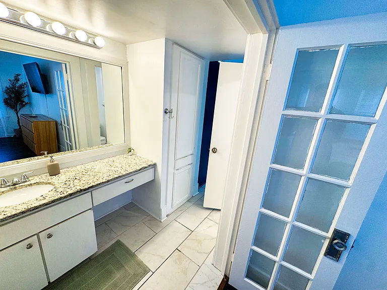 437 Queen Anne Ct — Photo 18