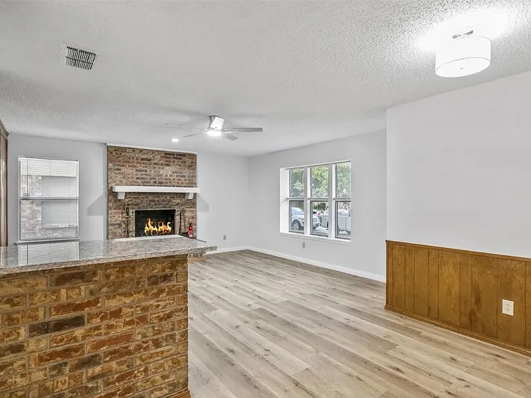 1824 Family Cir — Photo 9