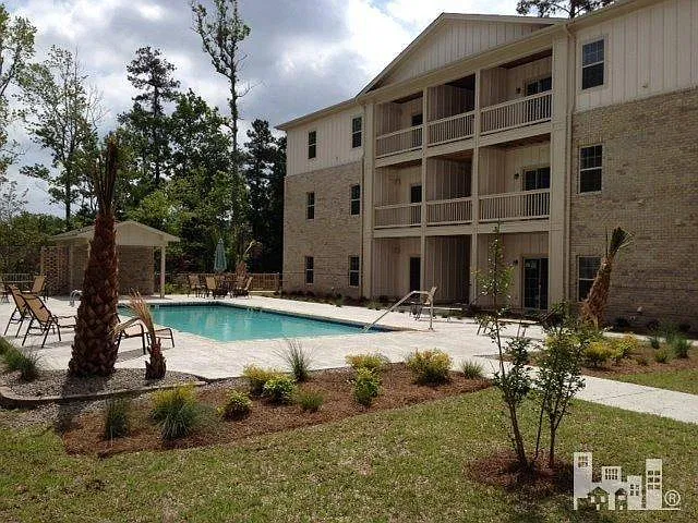 2 bed, 890 sqft, $1,292 — Photo 4