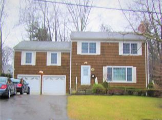 168 Baraud Rd N, Scarsdale, NY 10583