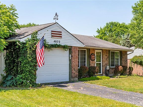 4th image of 4832 Meadowvista Dr
