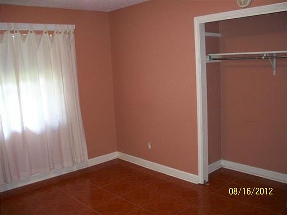5th image of 3310 Florence Dr