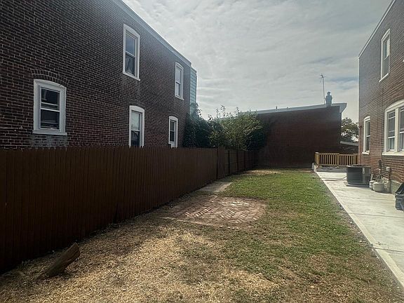 5th image of 1528 E Cheltenham Ave