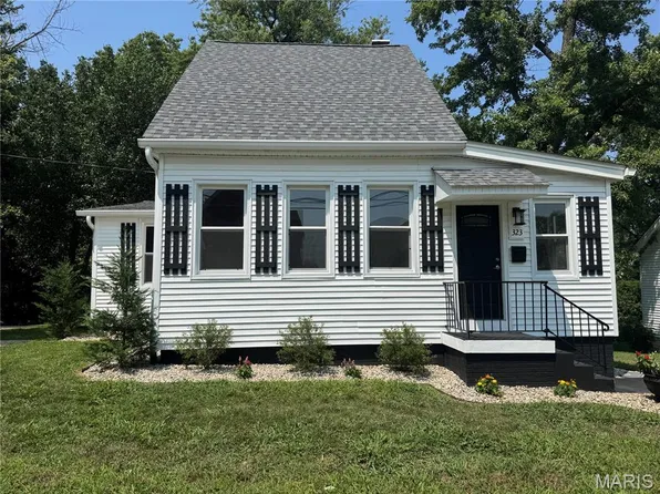 323 W Cleveland Ave, Belleville, IL 62220
