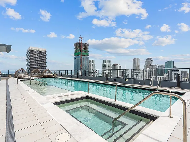121 NE 5th St #33-ID1503182P — Photo 12