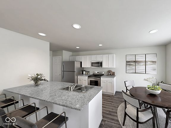 4th image of 2525 Walker Pl