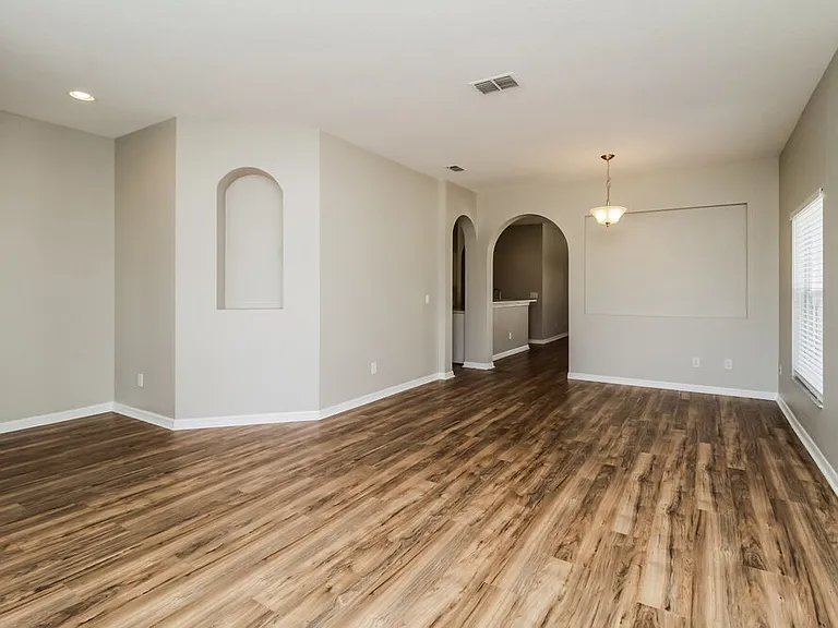1237 Kellogg Dr — Photo 4