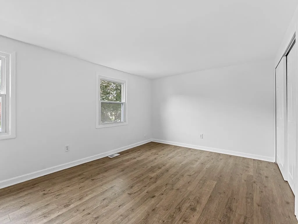 3 bed, 1462 sqft, $2,550 — Photo 3
