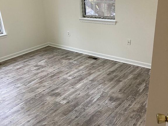 4th image of 6308 Tecumseh Pl