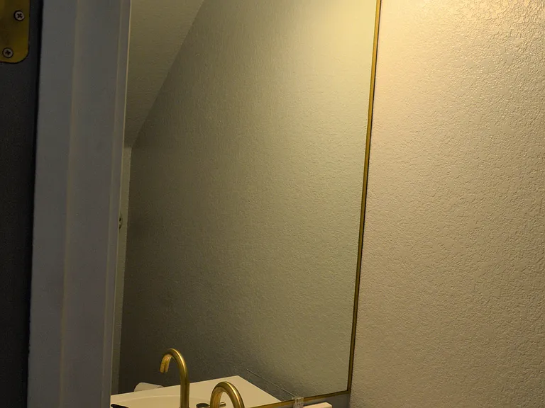 6711 Gold Moss Cv #B — Photo 9