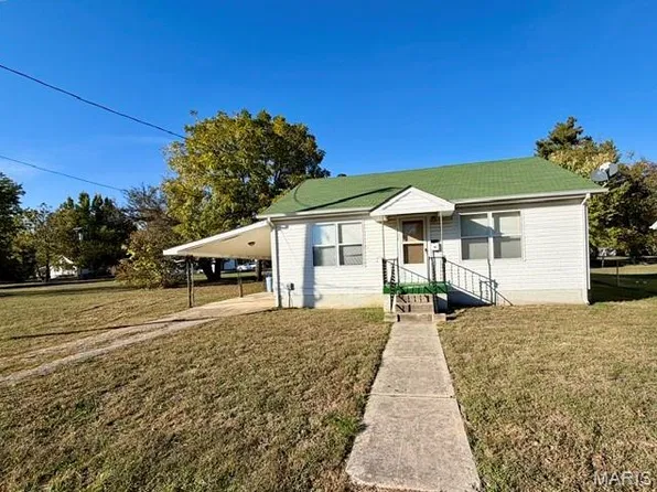 402 W Hunt St, Salem, MO 65560