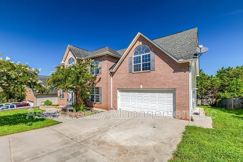 1217 Dreamview Ln