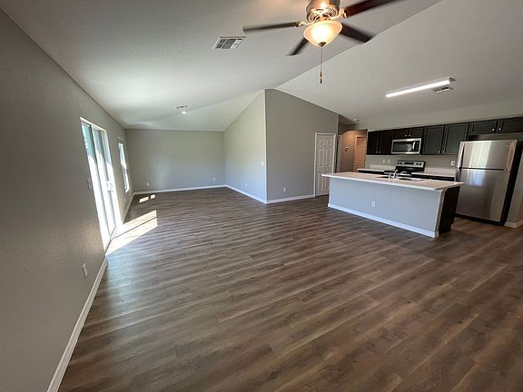 4th image of 25231 Doredo Dr