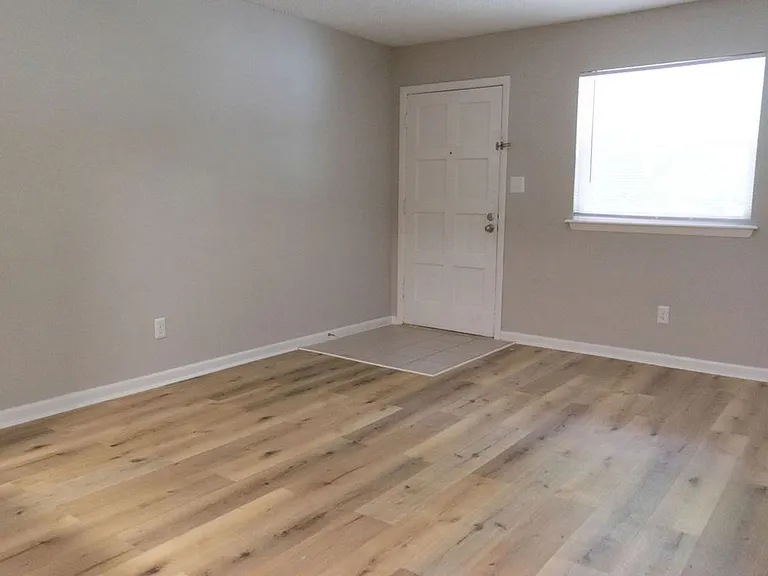 Stone Brooke Apartments Homes — Photo 32