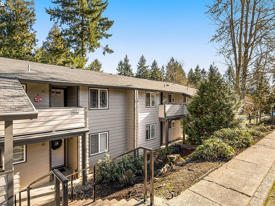 1st image of 29700 SW Courtside Dr APT 43