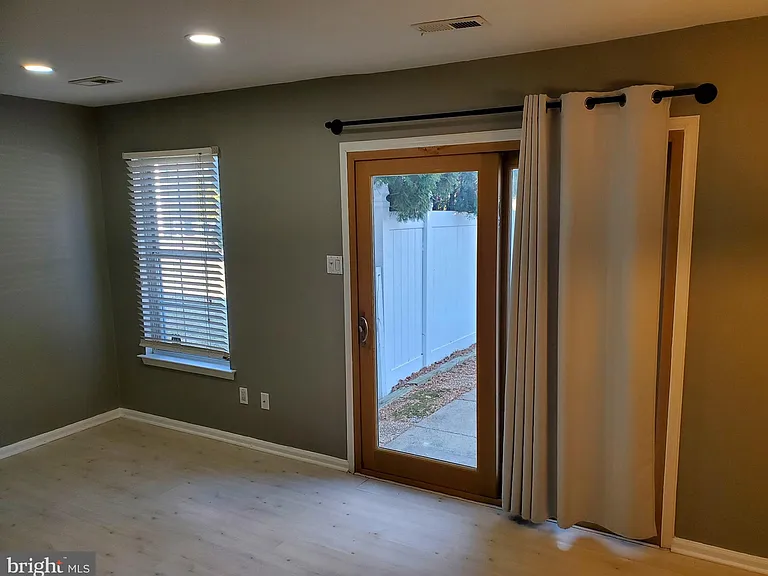 3 Banbury Ct — Photo 18
