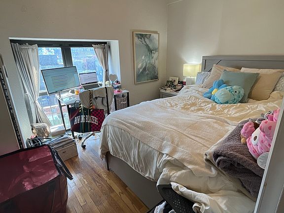 2nd image of 160 Bleecker St APT 8cw