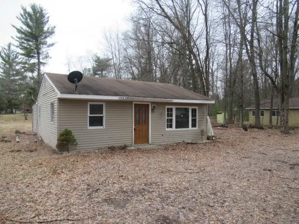 1724 W 3rd St, Prescott, MI 48756