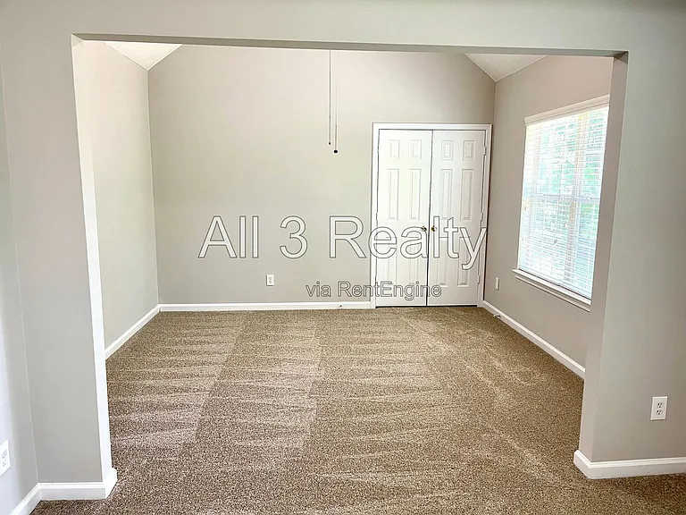 60 Spring Lake Ter — Photo 19