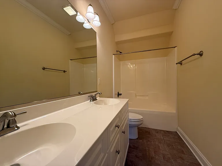 1340 Stonecroft Ct — Photo 21