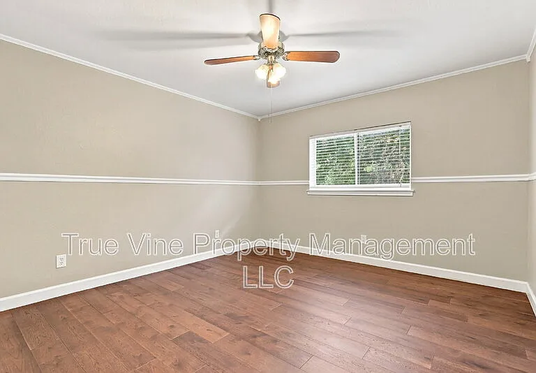 6317 Stable Farm — Photo 34