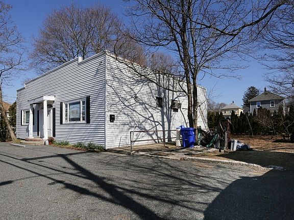 5th image of 62 Waltham St