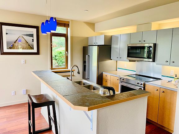 5th image of 2220 W Woodin Ave #112