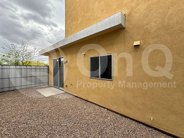 848 E Park Modern Dr — Photo 20