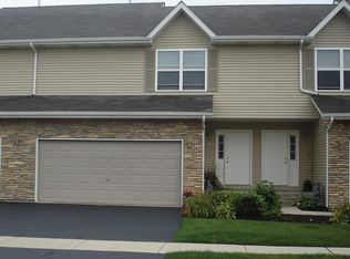1165 Alexandria Dr, Sycamore, IL 60178