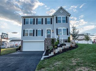 2103 Haflinger Dr, North Huntingdon, PA 15642