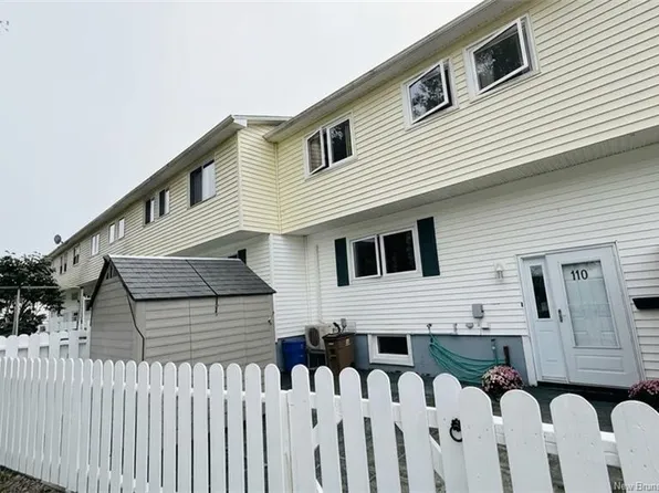 110 Tartan St, Saint John, NB E2K 2R7